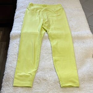 Women's Neon Yellow Active Leggings
